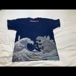Graphic tshirt
